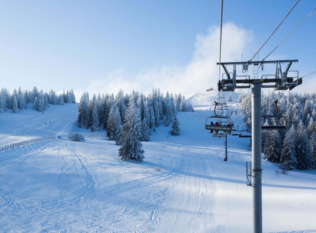 Au-Doux-Altic Chalet Romantique Avec Jacuzzi Et Sauna Métabief Kültér fotó