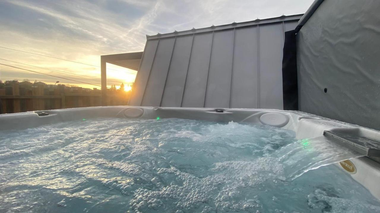 Au-Doux-Altic Chalet Romantique Avec Jacuzzi Et Sauna Métabief Kültér fotó
