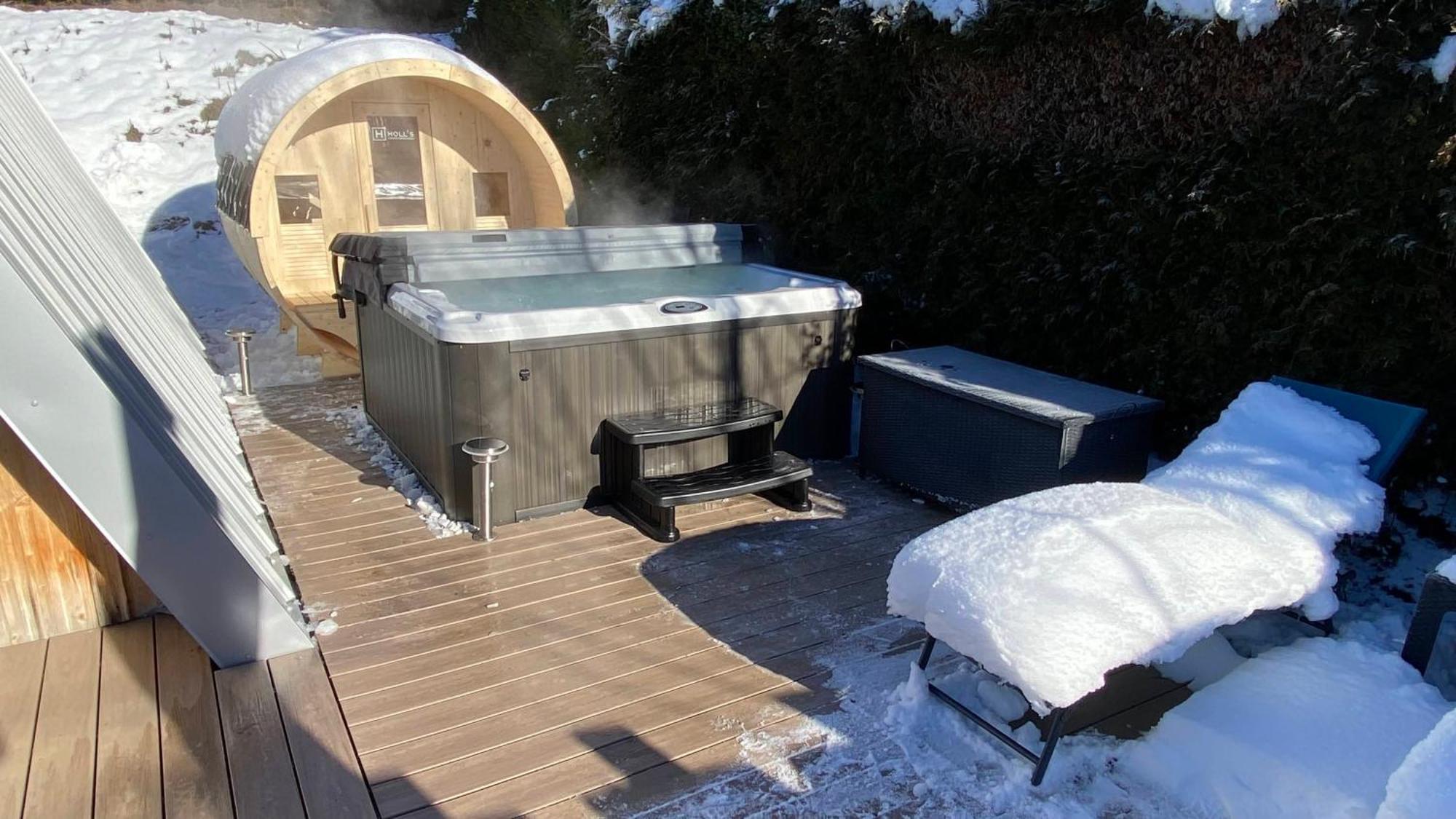 Au-Doux-Altic Chalet Romantique Avec Jacuzzi Et Sauna Métabief Kültér fotó